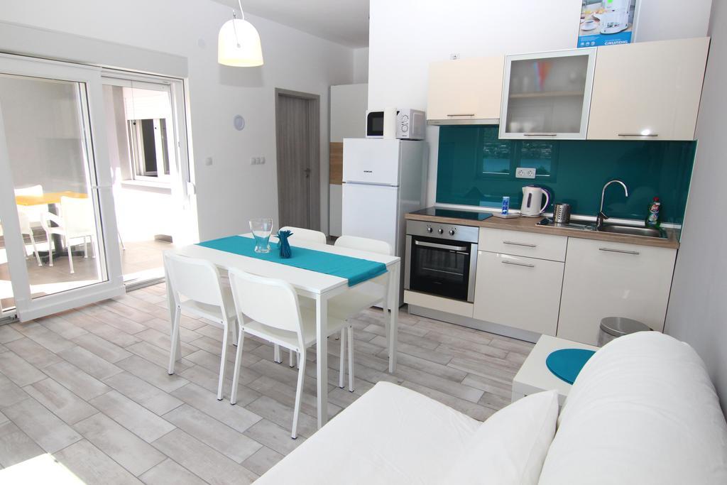 Apartment Villa Franci Pag Town Eksteriør bilde
