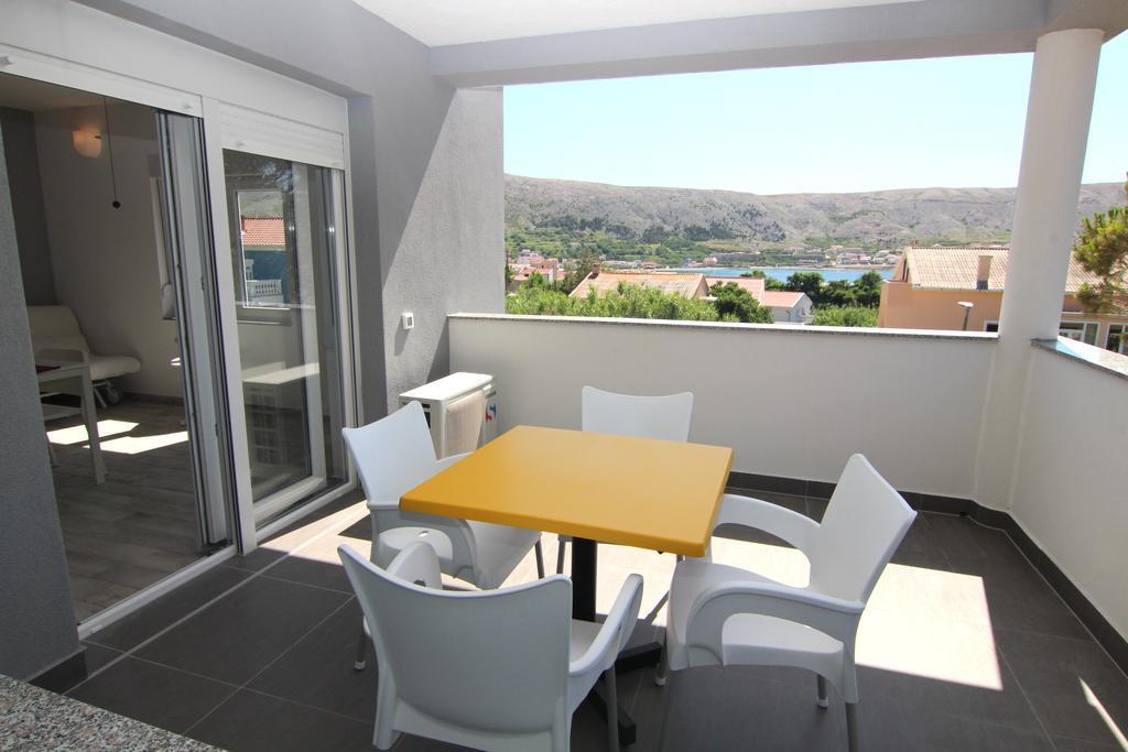 Apartment Villa Franci Pag Town Eksteriør bilde