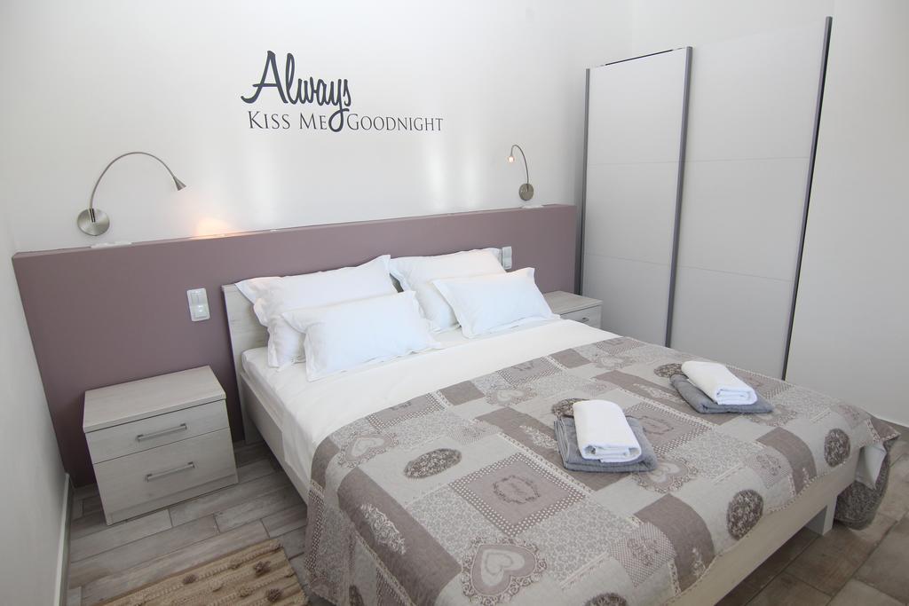 Apartment Villa Franci Pag Town Eksteriør bilde