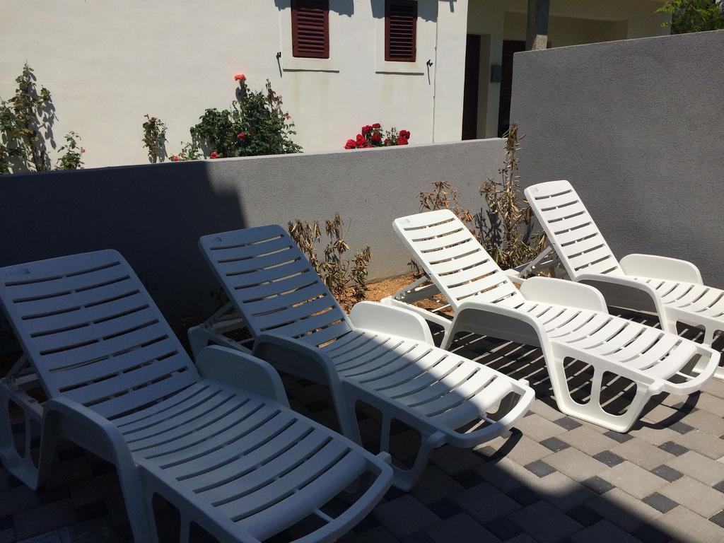 Apartment Villa Franci Pag Town Eksteriør bilde