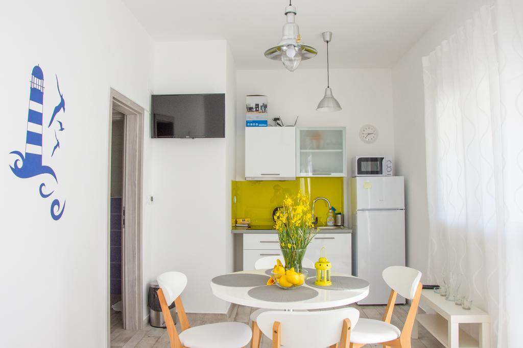 Apartment Villa Franci Pag Town Eksteriør bilde