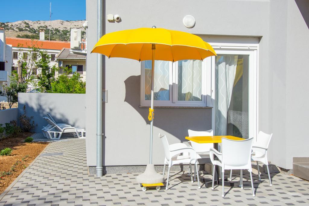 Apartment Villa Franci Pag Town Eksteriør bilde