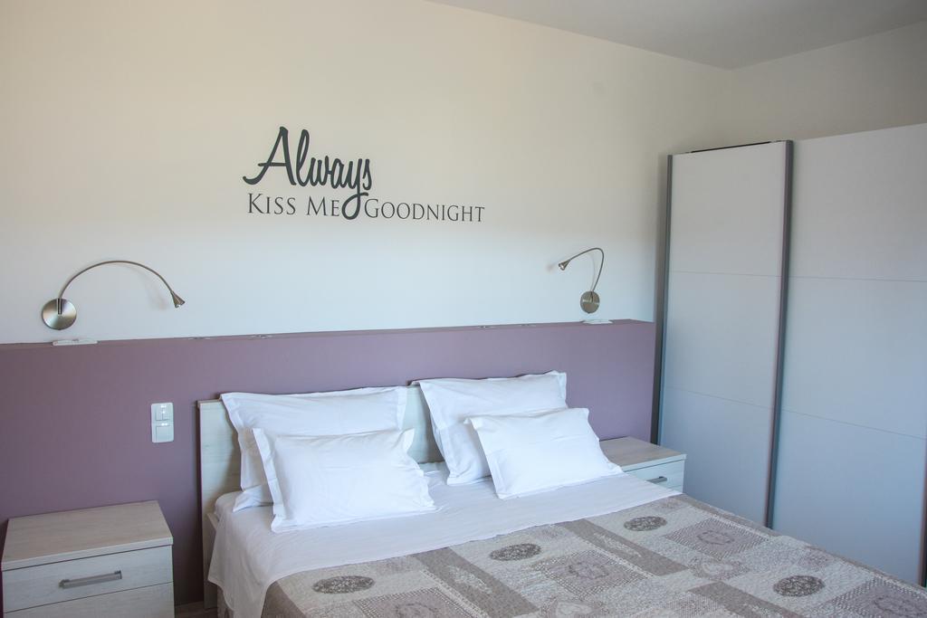 Apartment Villa Franci Pag Town Eksteriør bilde
