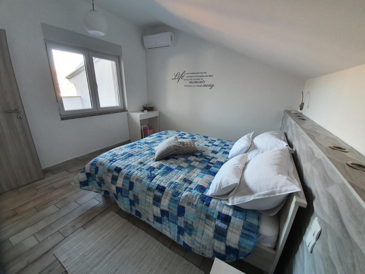 Apartment Villa Franci Pag Town Eksteriør bilde