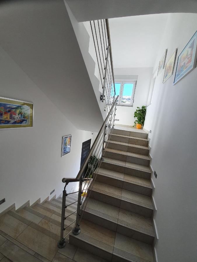 Apartment Villa Franci Pag Town Eksteriør bilde